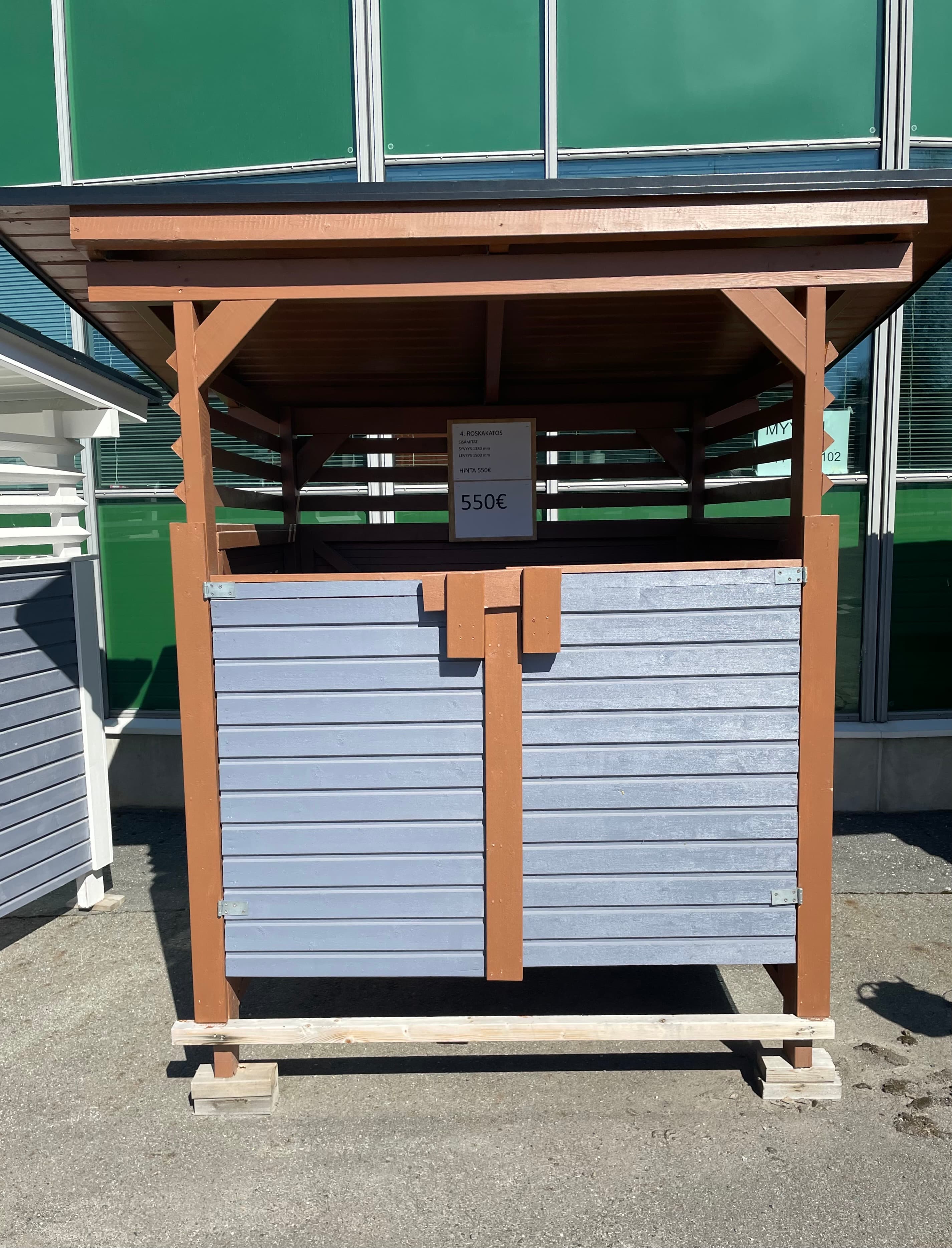 Roskakatos550mitat1500x1380